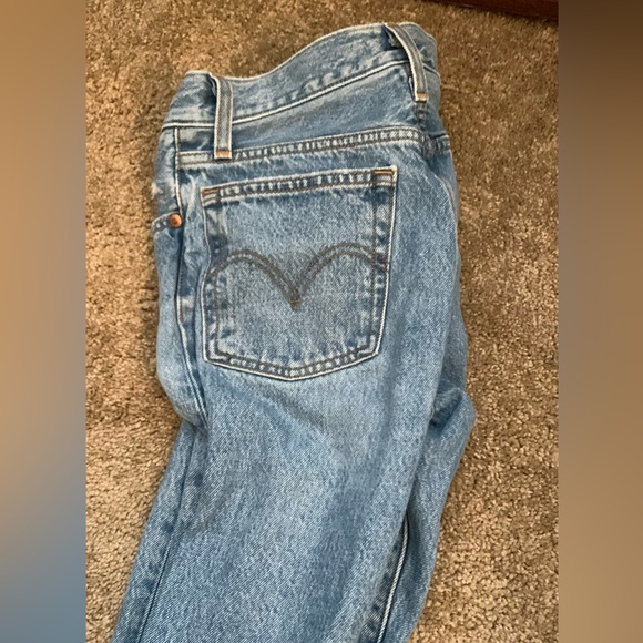 Levi vintage wedgie jeans size 24 - Picture 2 of 4